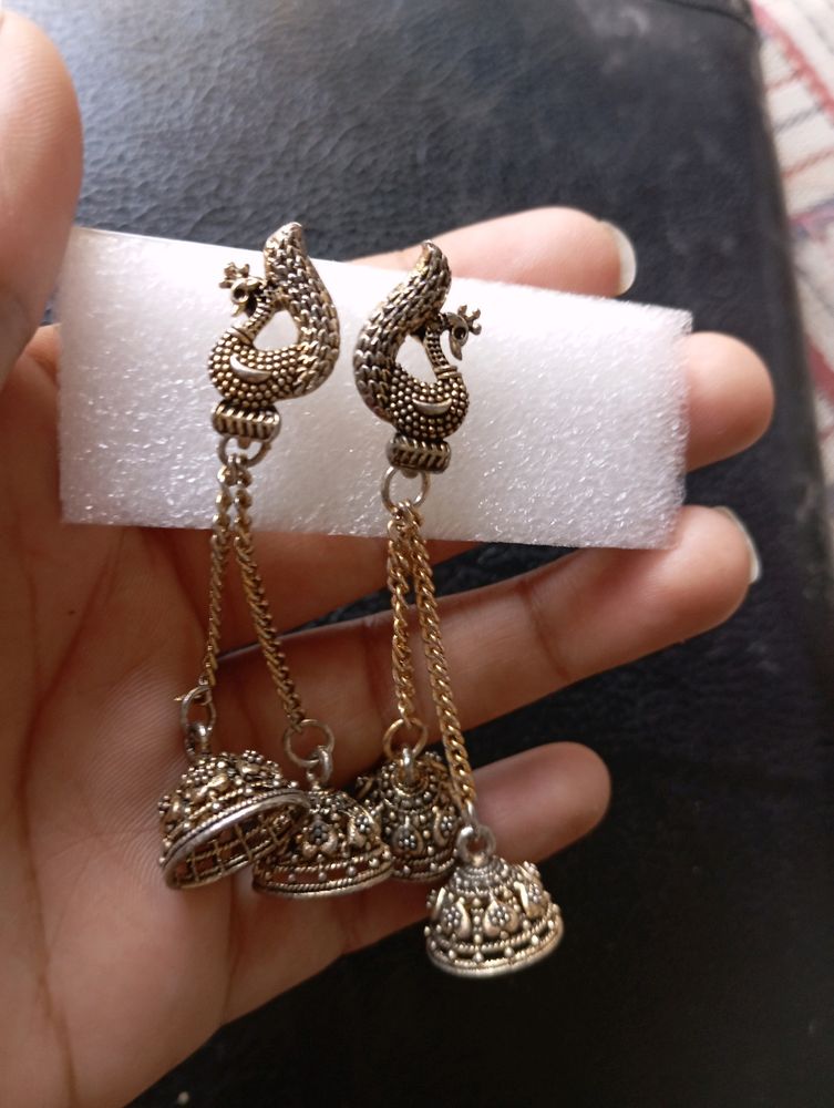 Earings