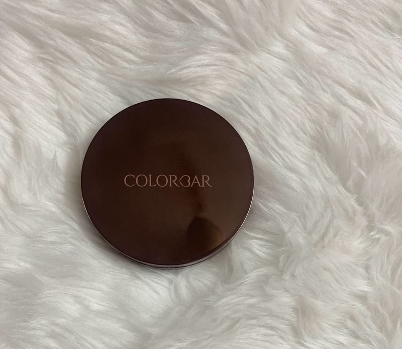 Colorbar 24hrs Weightless Powder Foundation