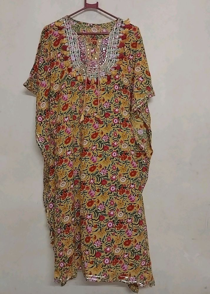 Very Beautiful Kaftan Like New