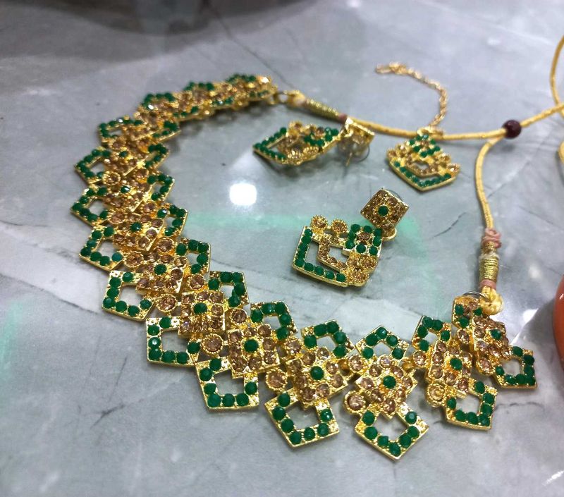 Golden Green Jewellery Set