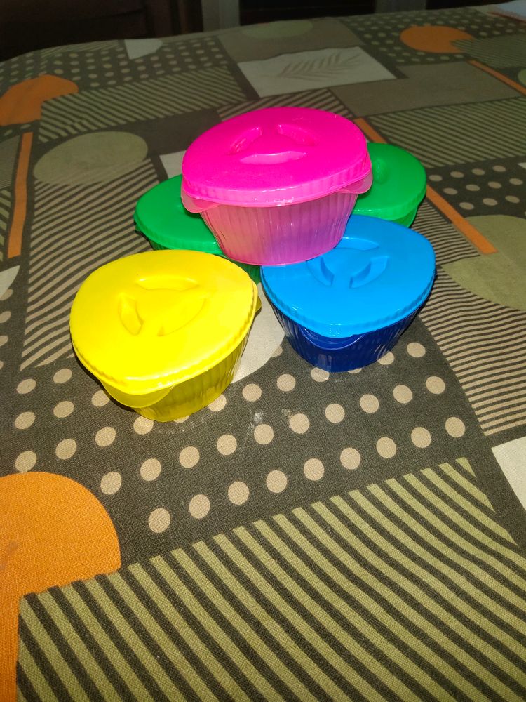 Combo Of 5 Plastic Containers Boxes With Lids Smal
