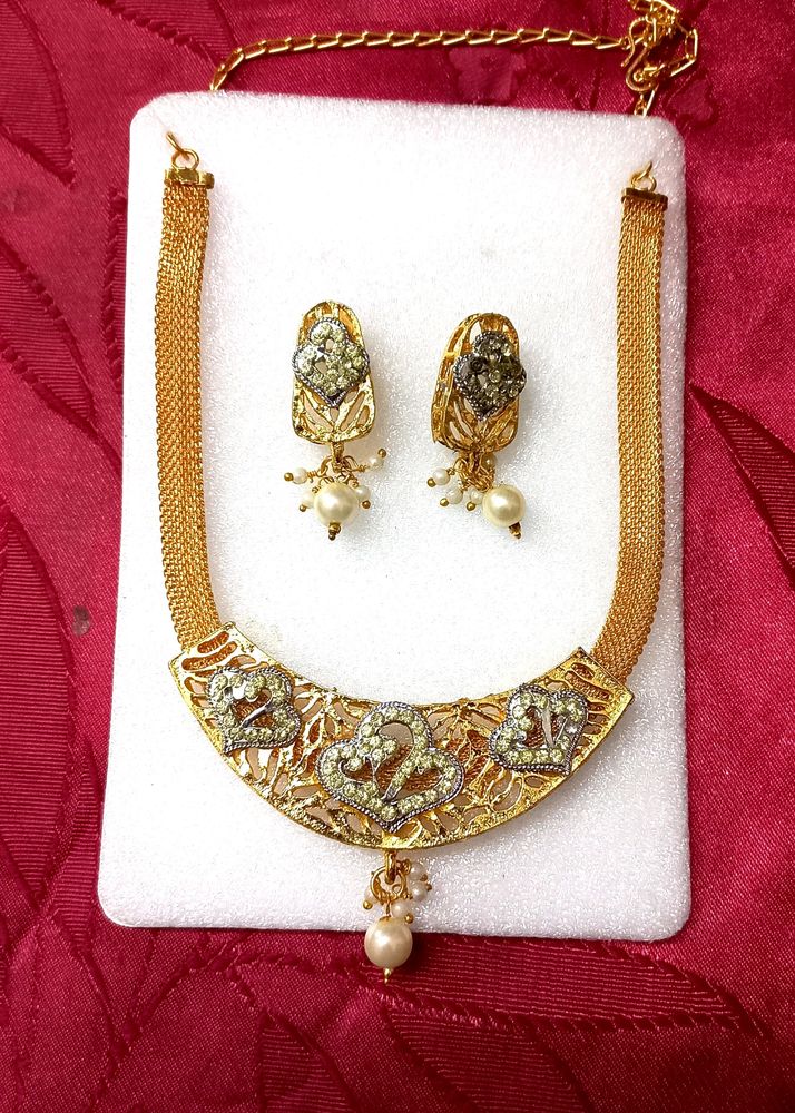 Ethnic Trendy Jewellery Set Gold