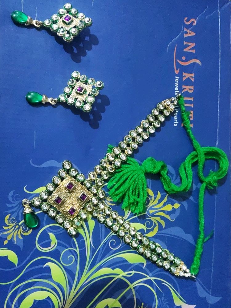 Green And White Kundhan Set