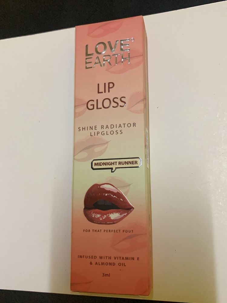 Love Earth Lip Gloss - Shine Radiator