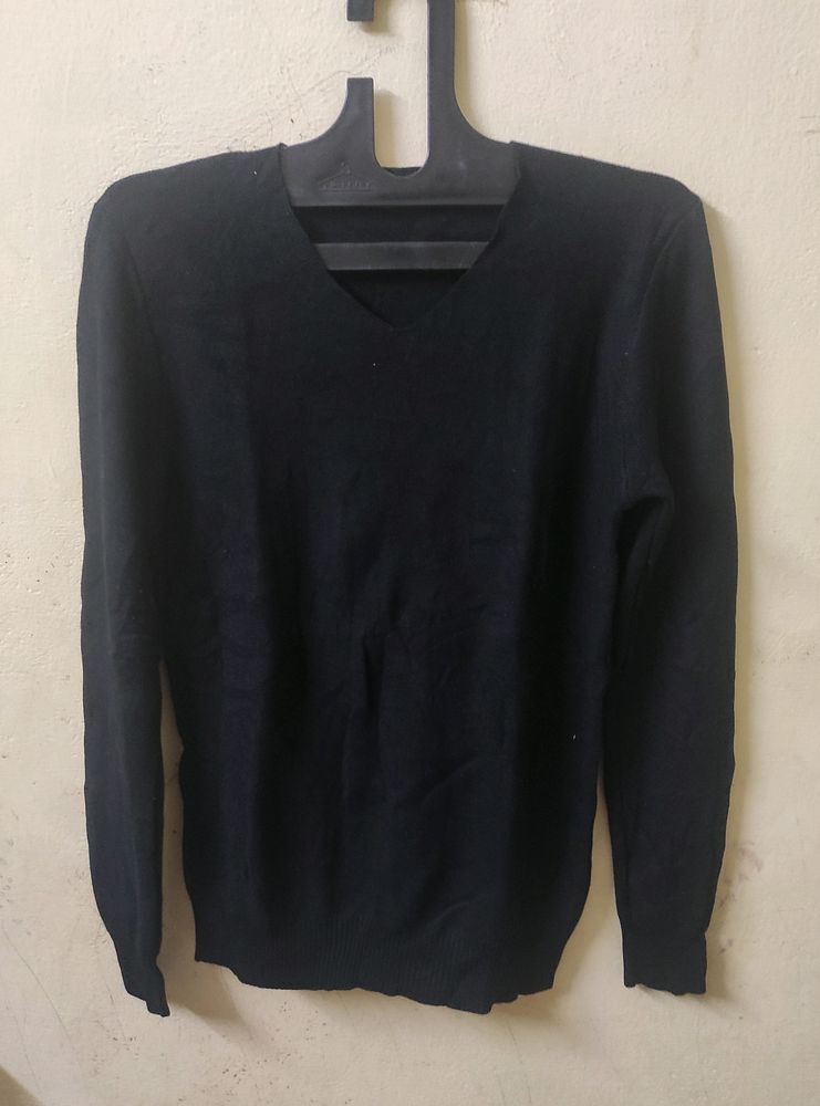 Black V Neck Sweatshirt