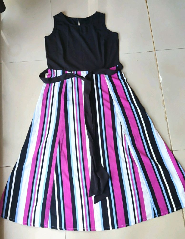 Multicolored Striped Maxi Dress 💕💕💕💟💟💟🤍🖤🖤