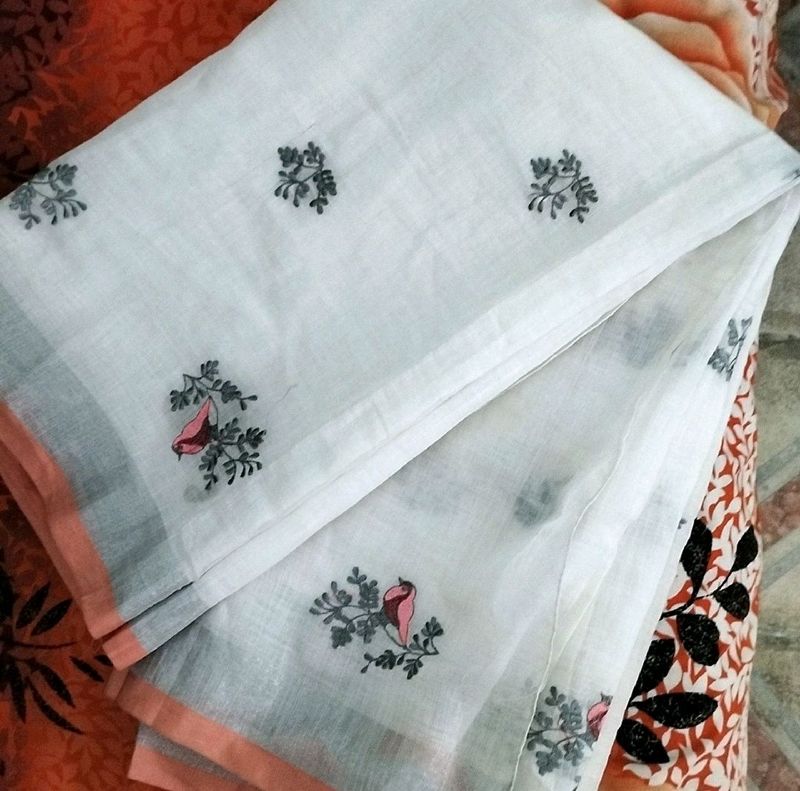 combo of two sarees