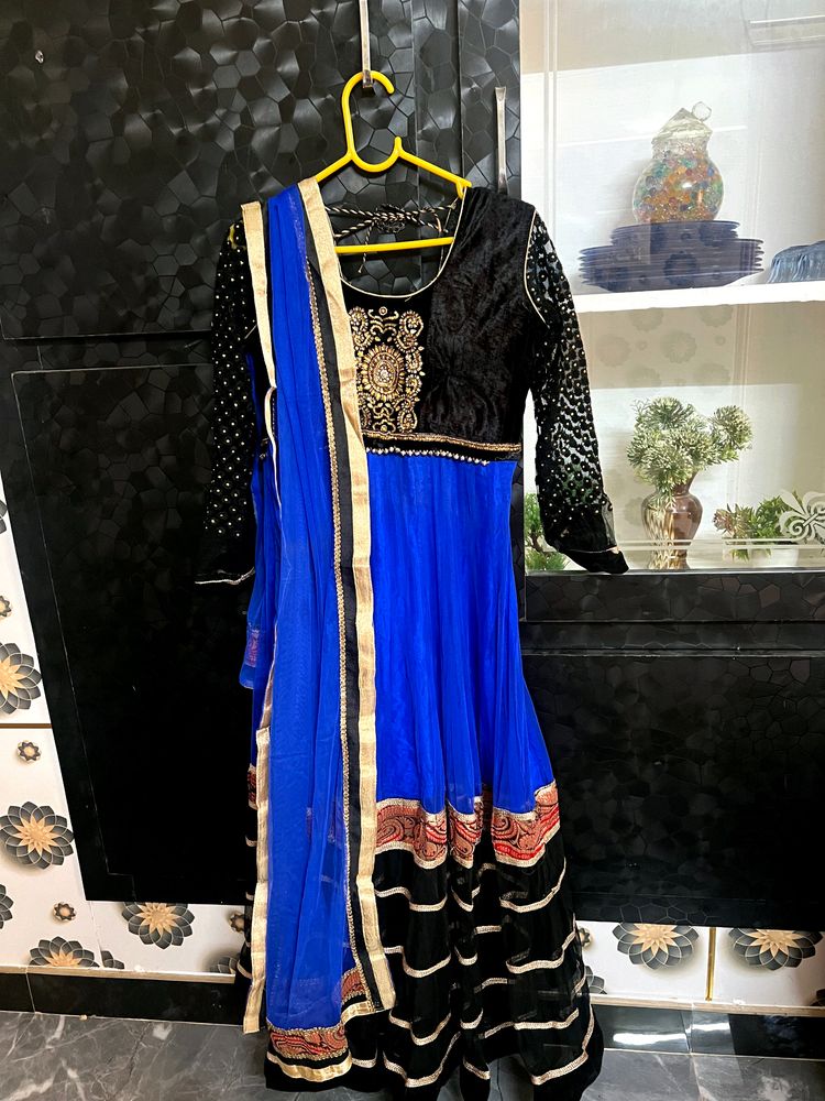 Anarkali Full Gown With Shawl