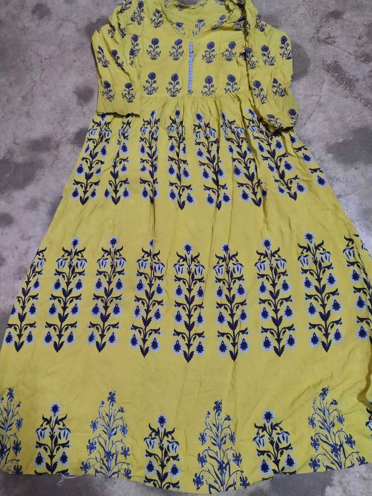 Beautiful Print  Ghaar Wala Anarkali Kurti Set