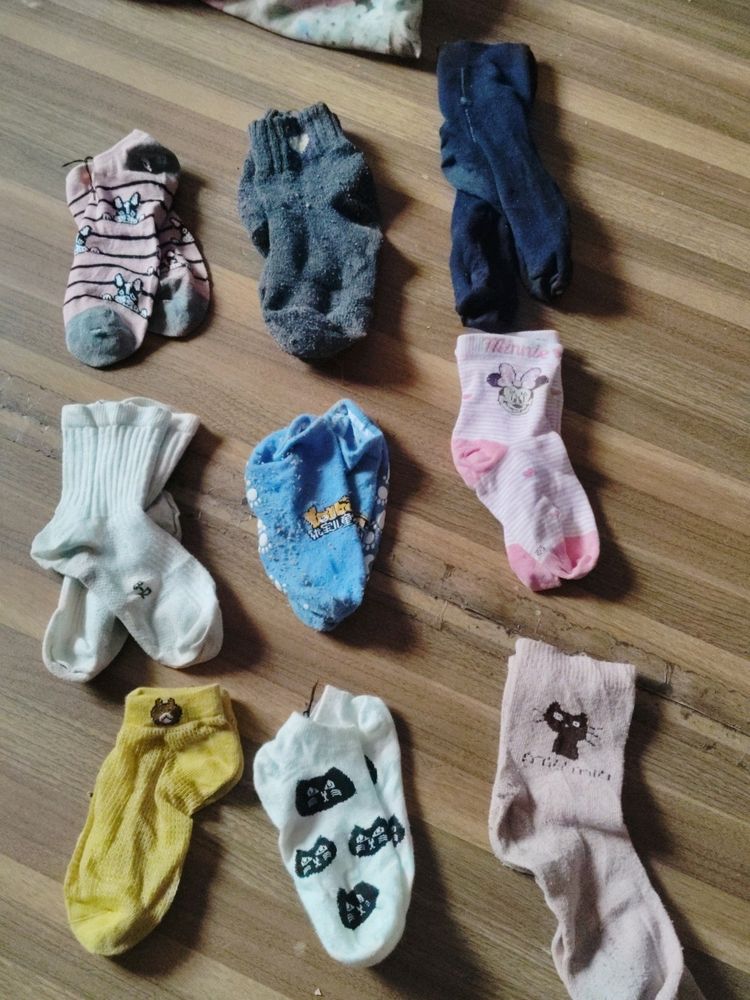 9 Pair Of Socks