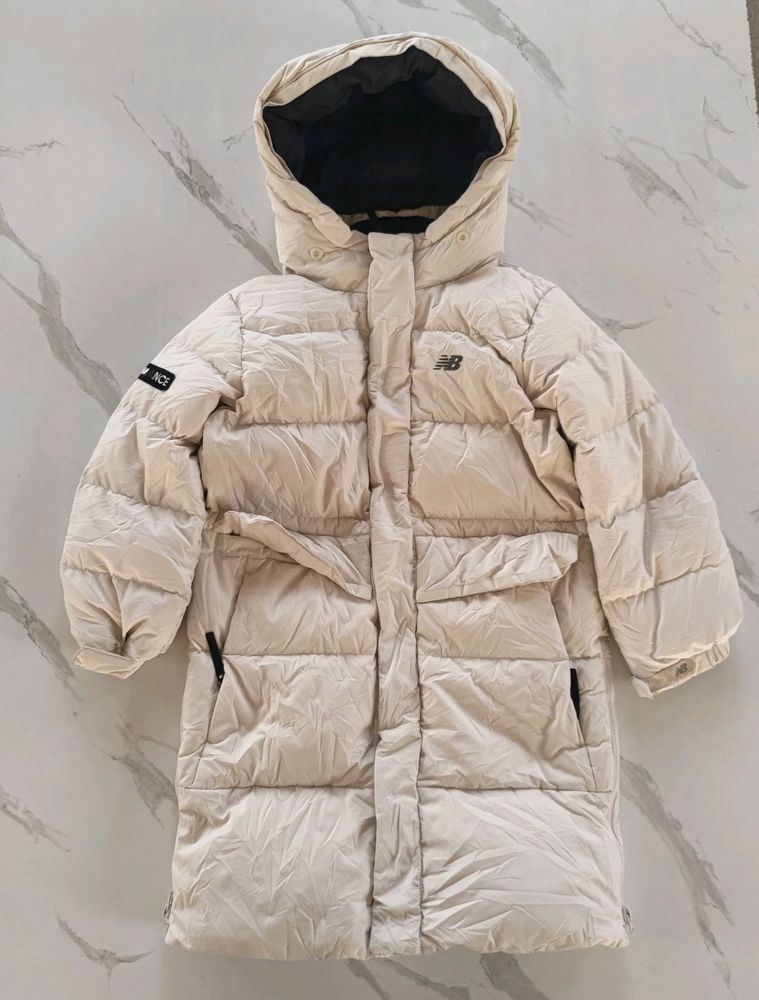 NEW BALANCE WHITE PARKA PUFFER JACKET