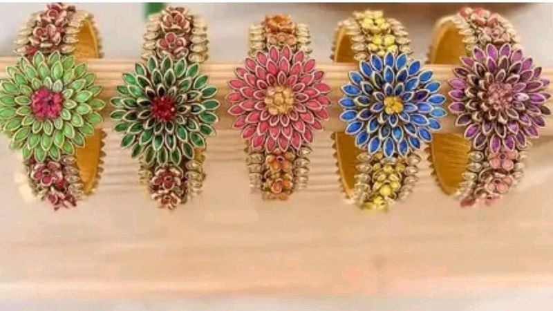 (Diwali Offer)...combo 550 Trending Bracelet Bangl