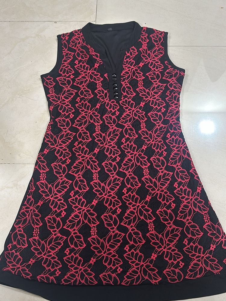 Elegant Red and Black Lace Dress