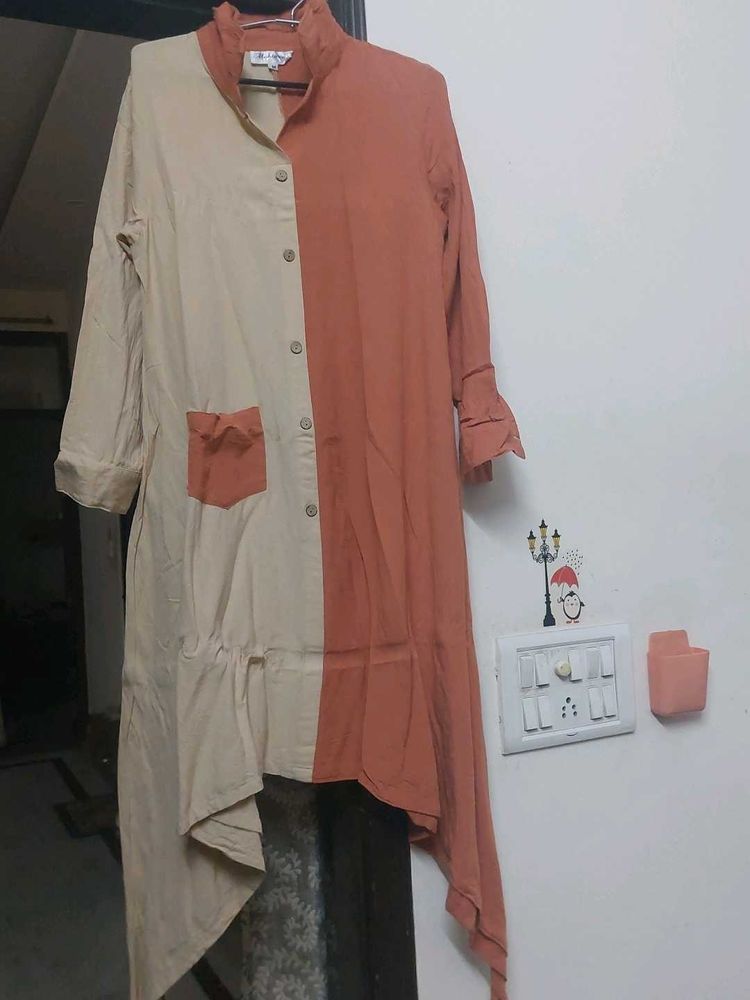 Beautiful Dual Color Cotton Kurta With Pocket