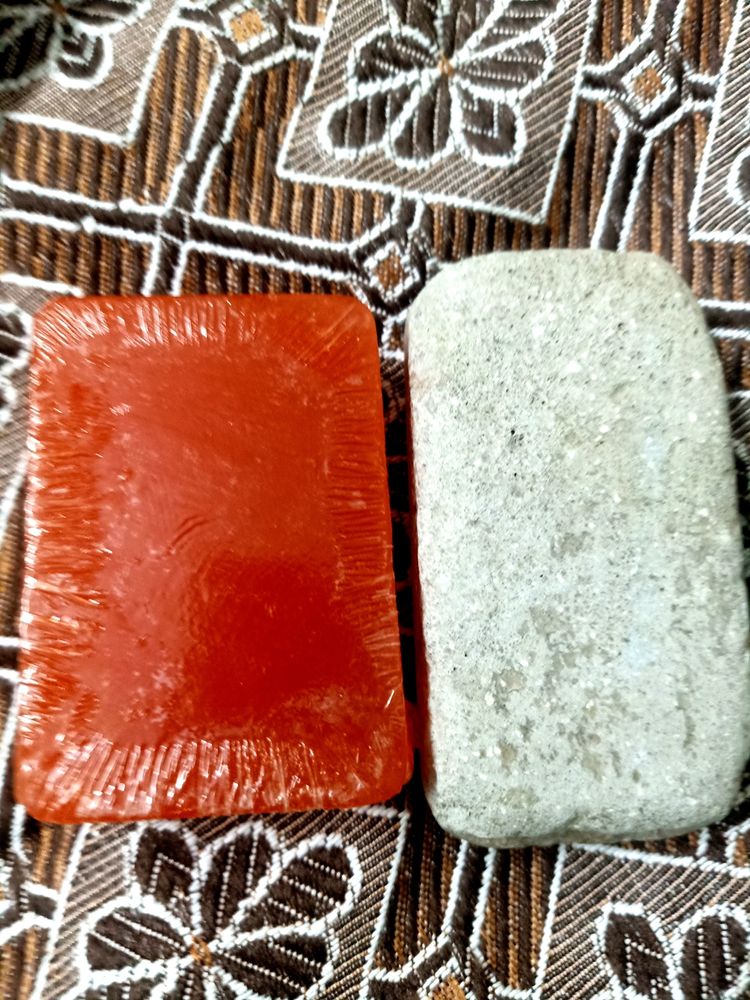 Buy1 Whirening Soap Get Pumice Stone Free