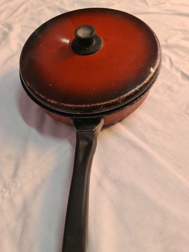 Frying Pan With Cover