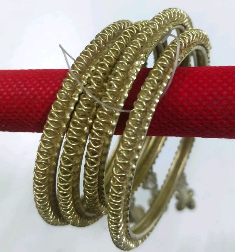 4 Bangles metal Latkan/Rhinstone/fancy/Unique