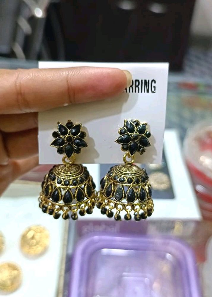 Black Jhumka