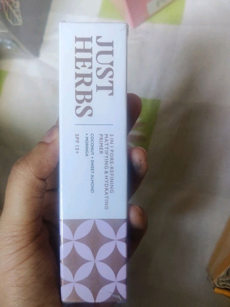 Just Herbs 3 In 1 Pore Refining Primer