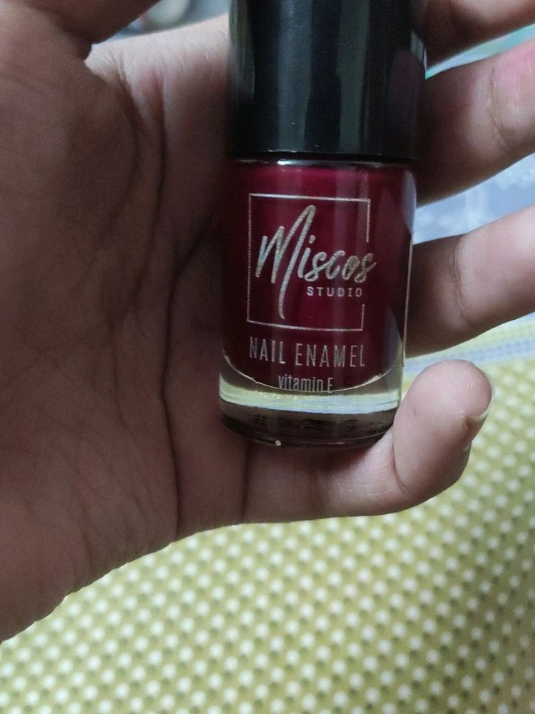 Miscos Nail Enamel