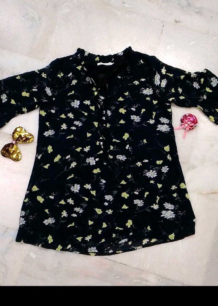 Unused Floral Top