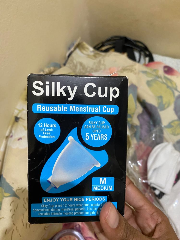 Reusable menstrual cup