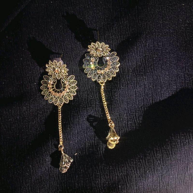 Golden Oxidized Earring