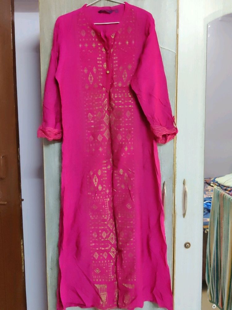 Srishti Jazzy Pink Festive Kurti