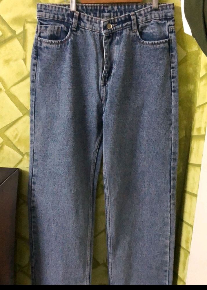 High Waist Straight Fit Jeans