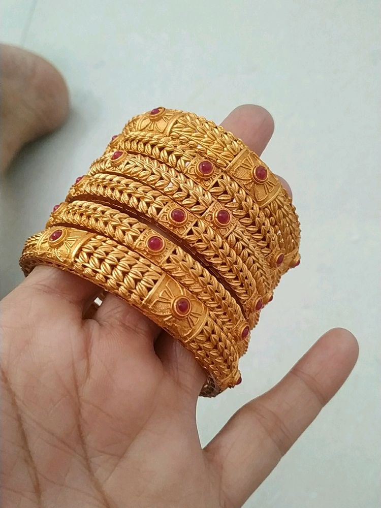 Mat Bangles, Totally New