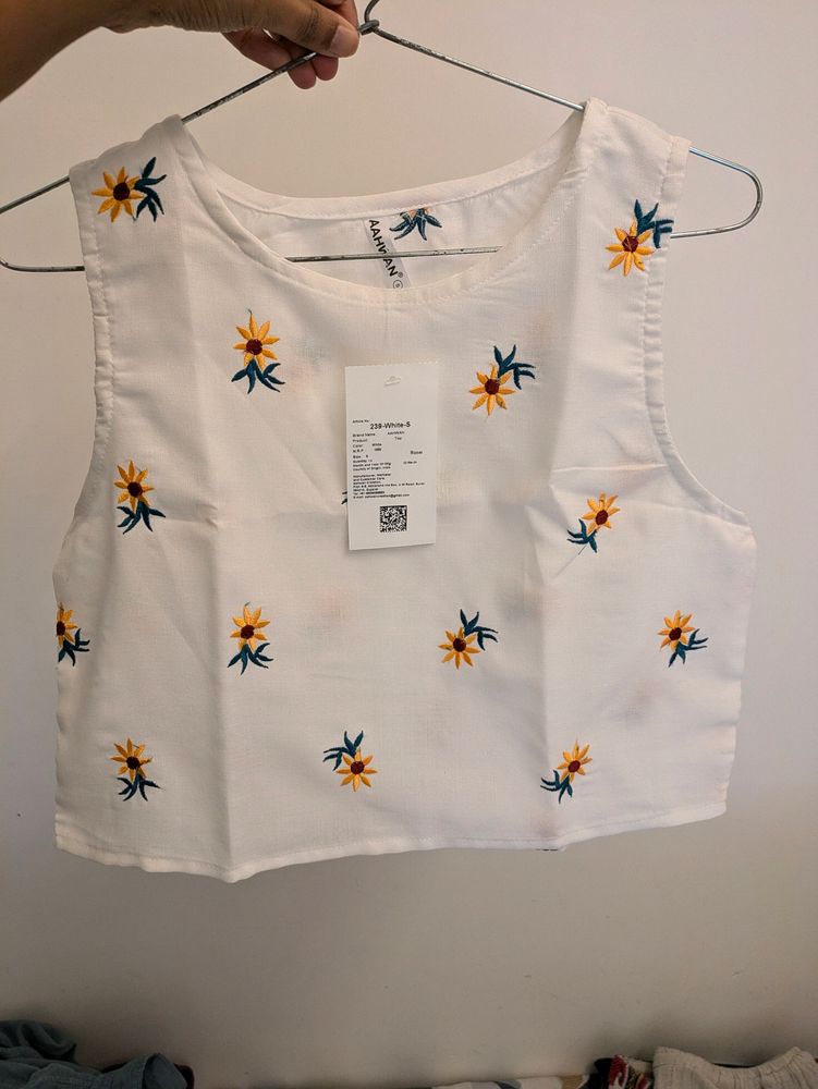 White Floral Embroidered Cotton Crop Top