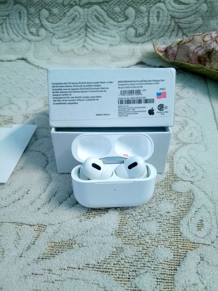 AIRPODS PRO GEN 2 (COPY)