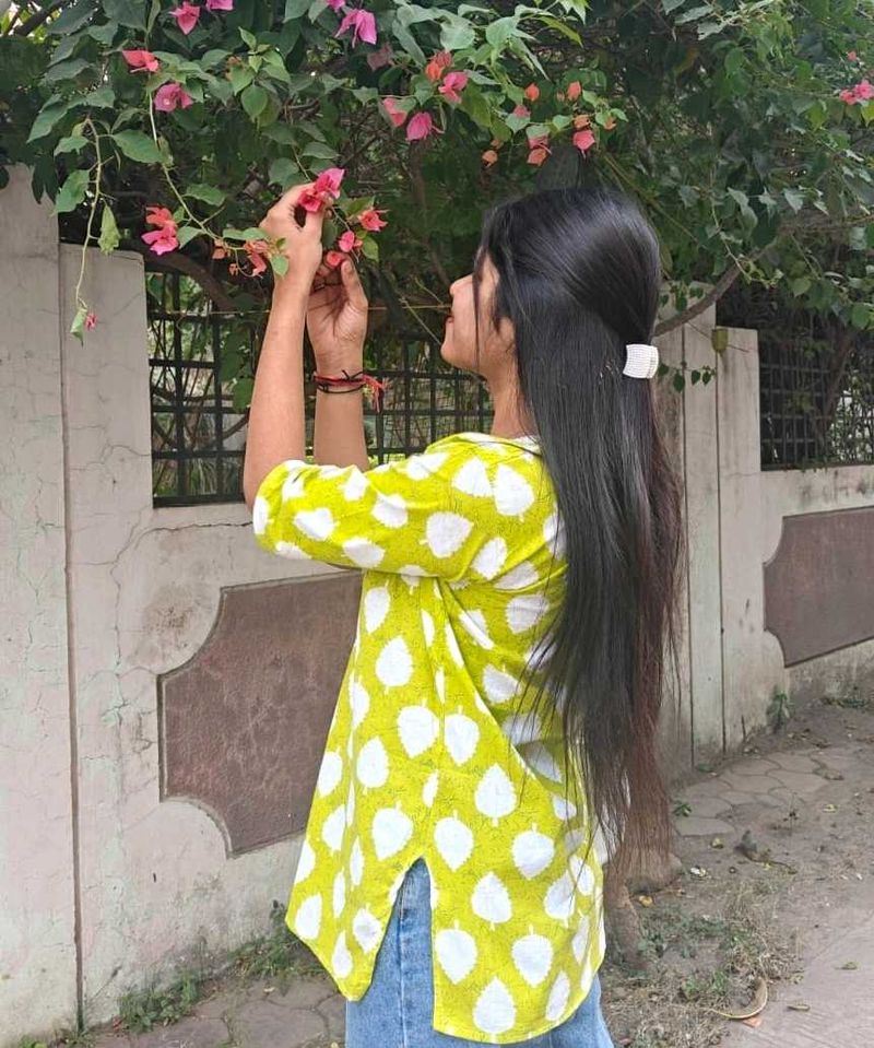 Short Kurti