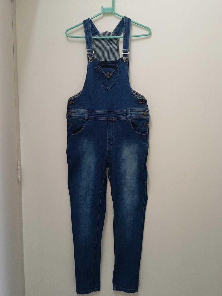 Dungaree