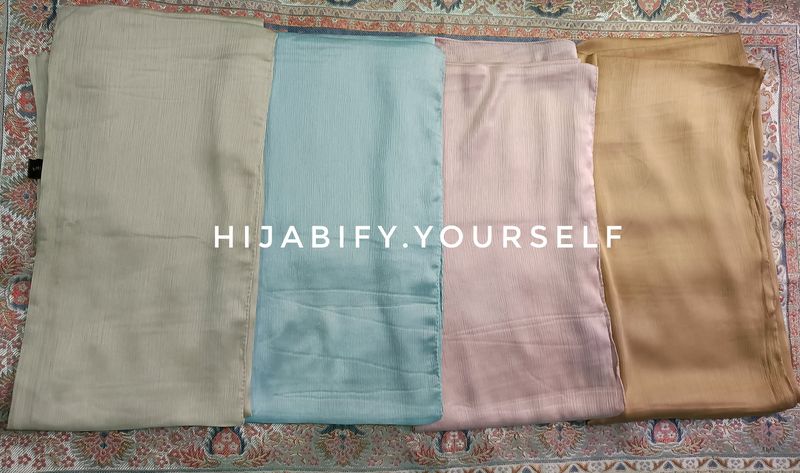 Muna satin Hijab/scarf