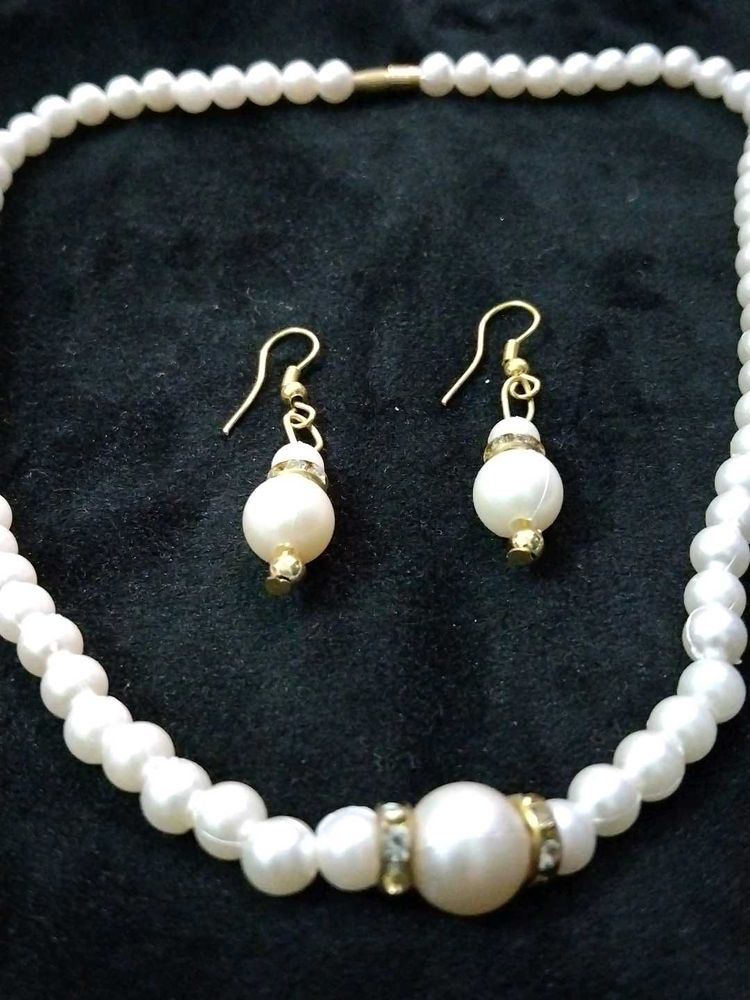 Pearl Chain With Earrings 🤩