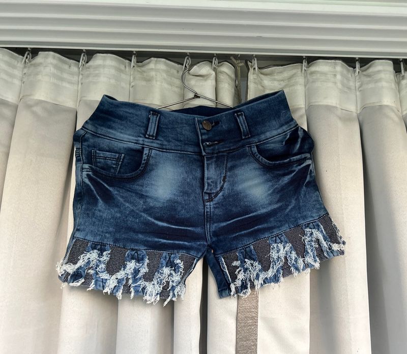 High Waist Distress Detailing Denim Shorts