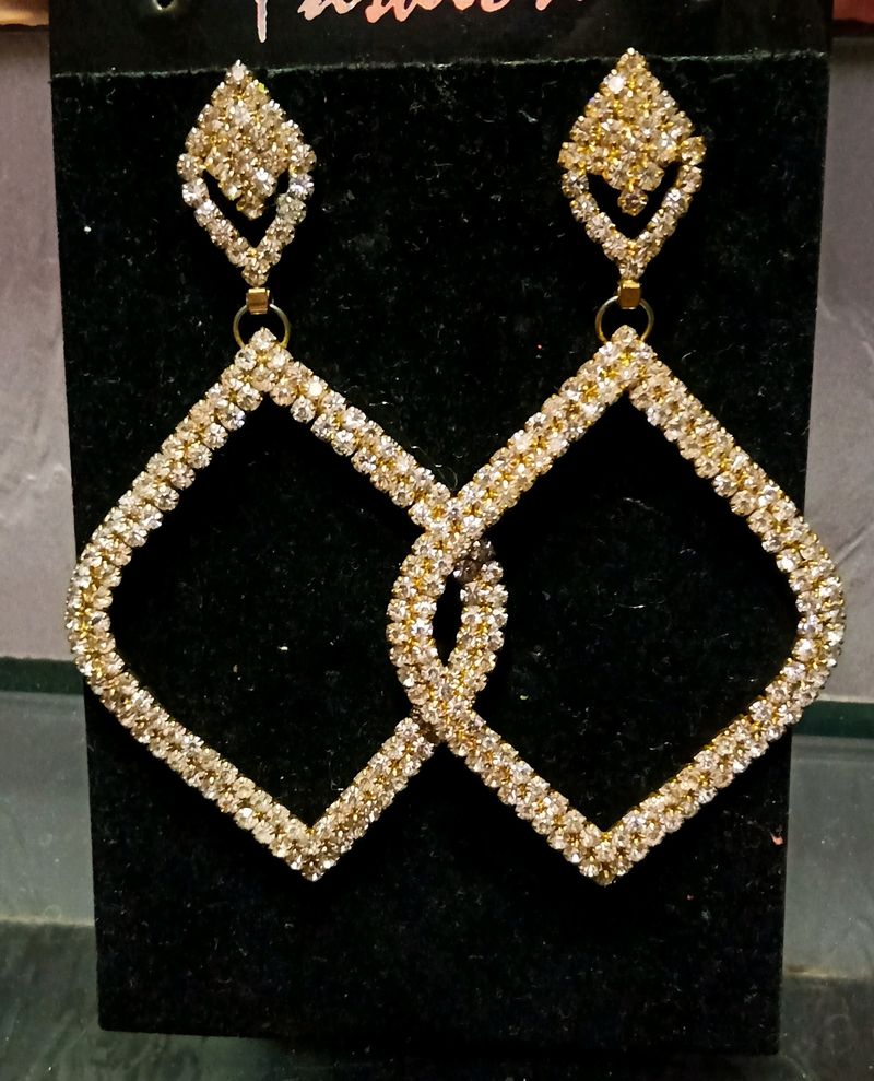 Earrings /Diamond Earring