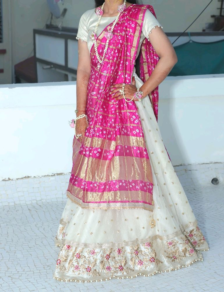 Off White Silk Lehenga With Pink Bandhani Dupatat