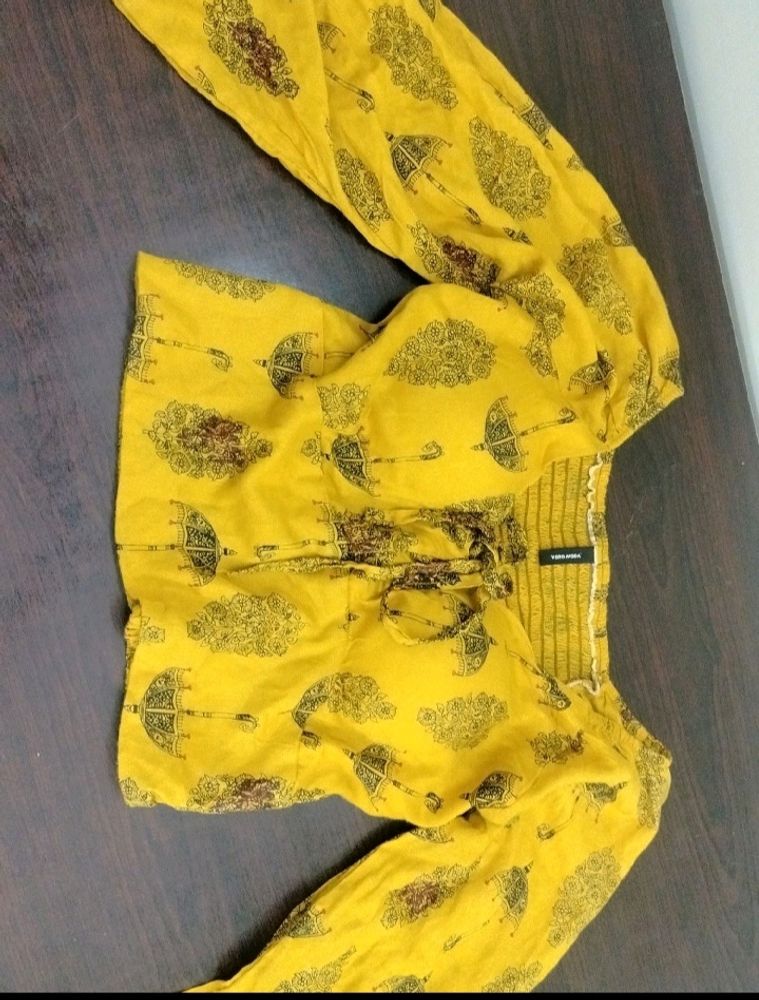 Yellow Printed Crop Top......