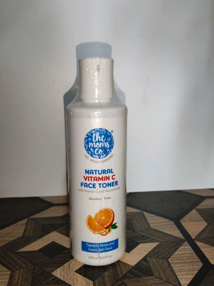 The Moms Co Natural Vitamin C Face Toner