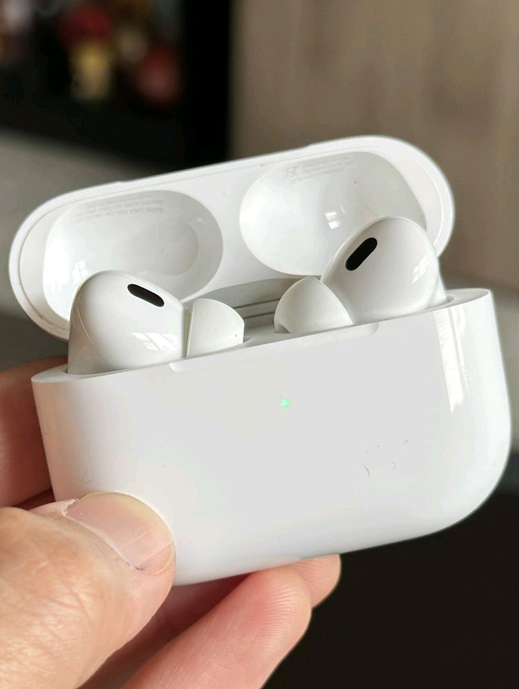 AIRPODS PRO