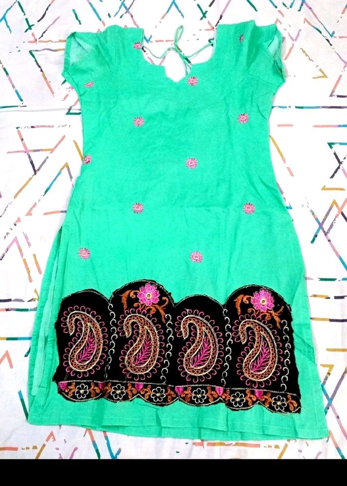 Green Daily Wear Kurthi