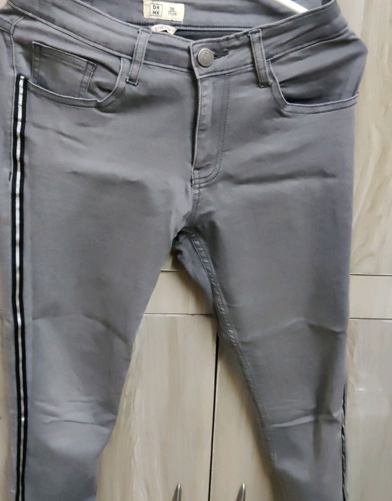 Ankle Fit Grey Jeans