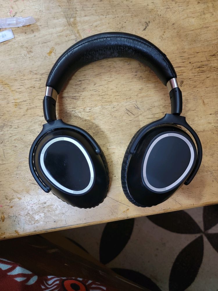 SENNHEISER Pxc 550 Bluetooth Headphones