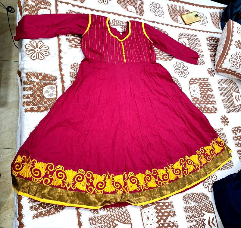 Diwali  Ocassion Flared Kurta With Leggings