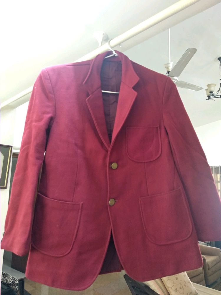 Maroon woollen blazer