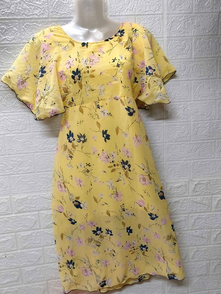 Floral Printed Dress For Medium Size Women