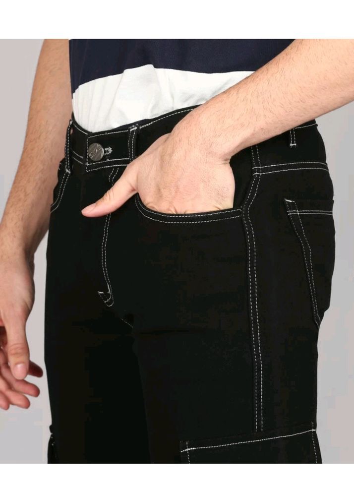 Men look cargo pant