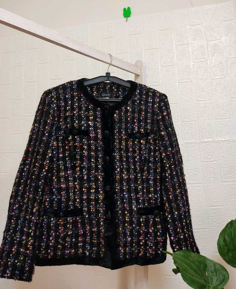 Fashionable Tweed Jacket